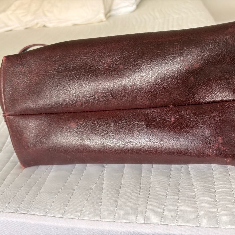 The Zip-Top Medium Transport Leather Tote - Picture 7 of 9